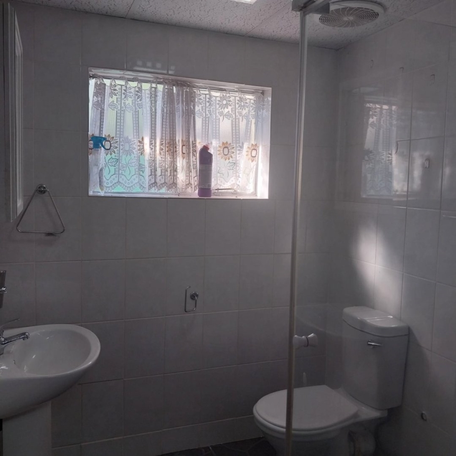 7 Bedroom Property for Sale in Carters Glen Northern Cape